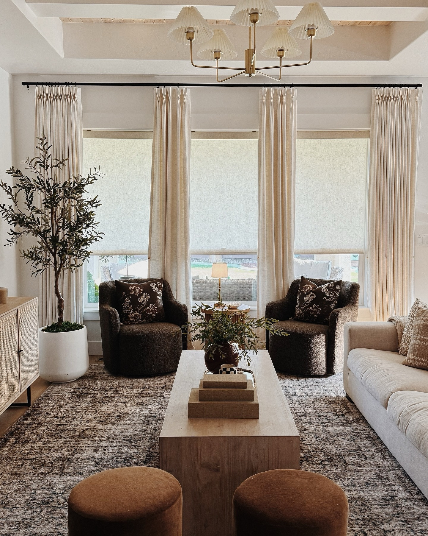 Feeling sentimental today about how far this house has come in the last 6 years. 🏡

Scroll for before and afters of some of my favorite spaces we’ve created together 🤎 and the best part? We did it all with affordable home finds in an “everyday smaller average” home! 🫶🏼

Ps which transformation is your fave?? 

#LTKSeasonal #LTKSaleAlert #LTKHome