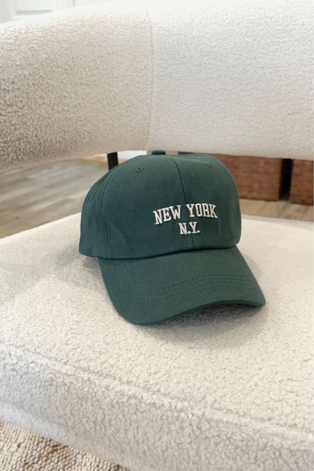Amazon fashion // NYC baseball hat 

Amazon finds, Amazon, Amazon fashion, hat, ootd 

#LTKunder50 #LTKunder100 #LTKstyletip
