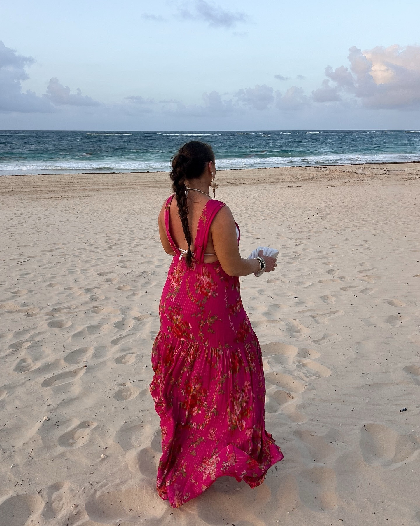 never ending summer 🌺🌊🧜🏼‍♀️🌴🦪⚓️🍣