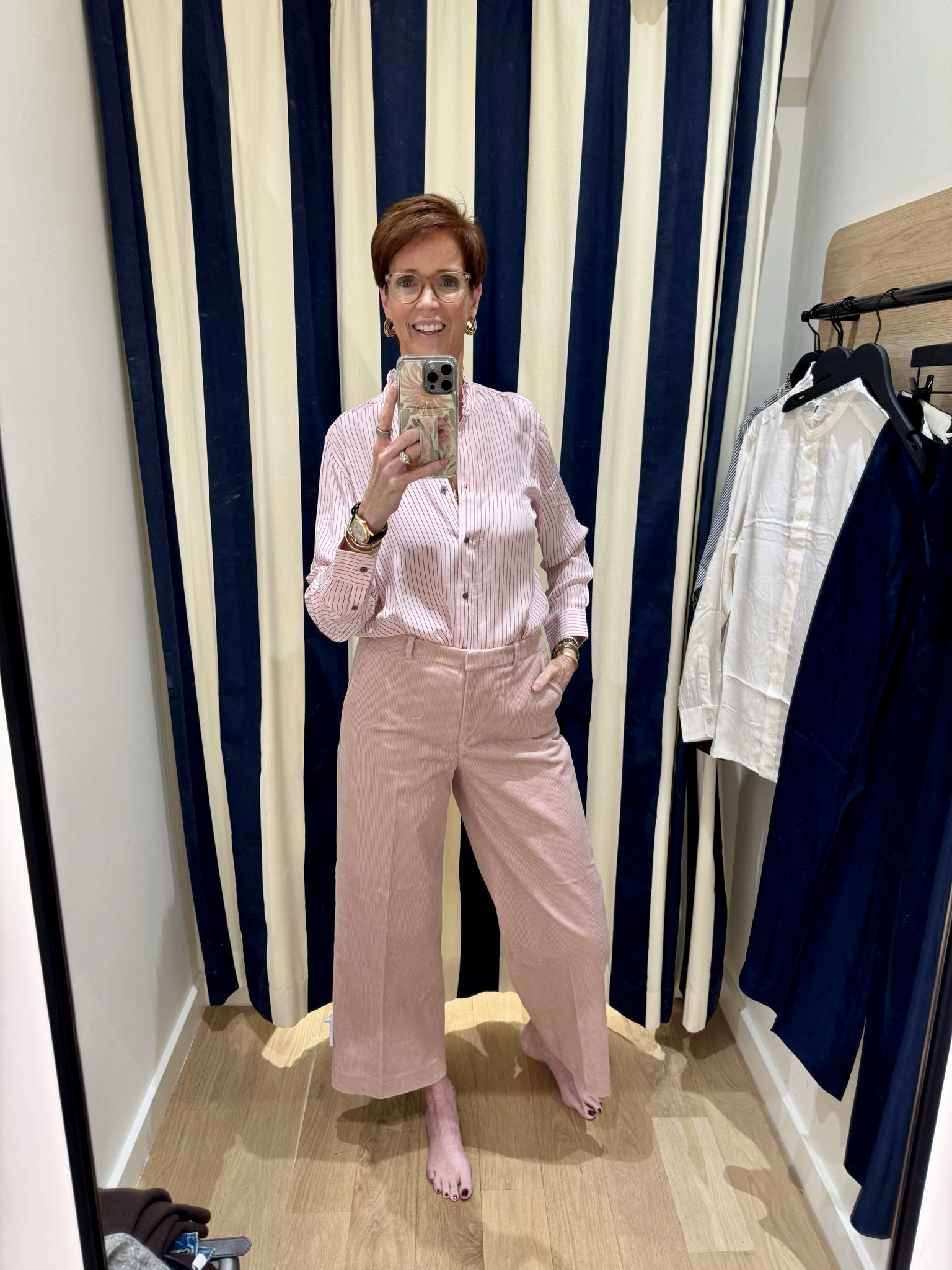 JCrew stand up duffle collar shirt
Size 8
Pink pants size 8

Soft color, classic tailoring, and a modern twist. Pink doesn’t have to feel bold to feel polished.

#LTKOver40 #LTKootd #LTKTall