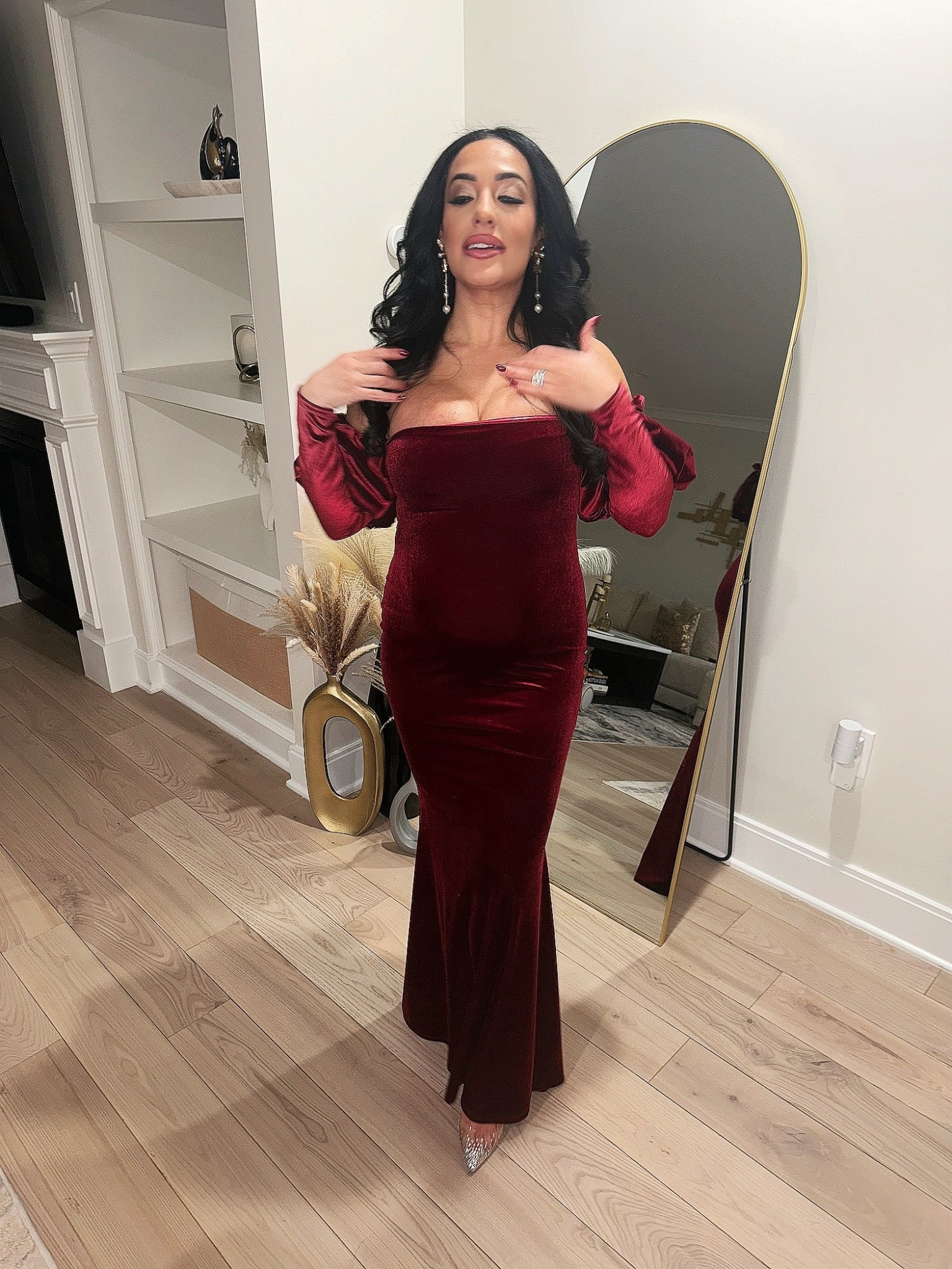 Berry velvet dresses for the holidays are trending this season ♥️ Looks like my exact dress is sold out (wasn’t maternity either!), but I’ve linked very similar ones✨ 

#LTKBump #LTKFindsUnder100 #LTKHoliday