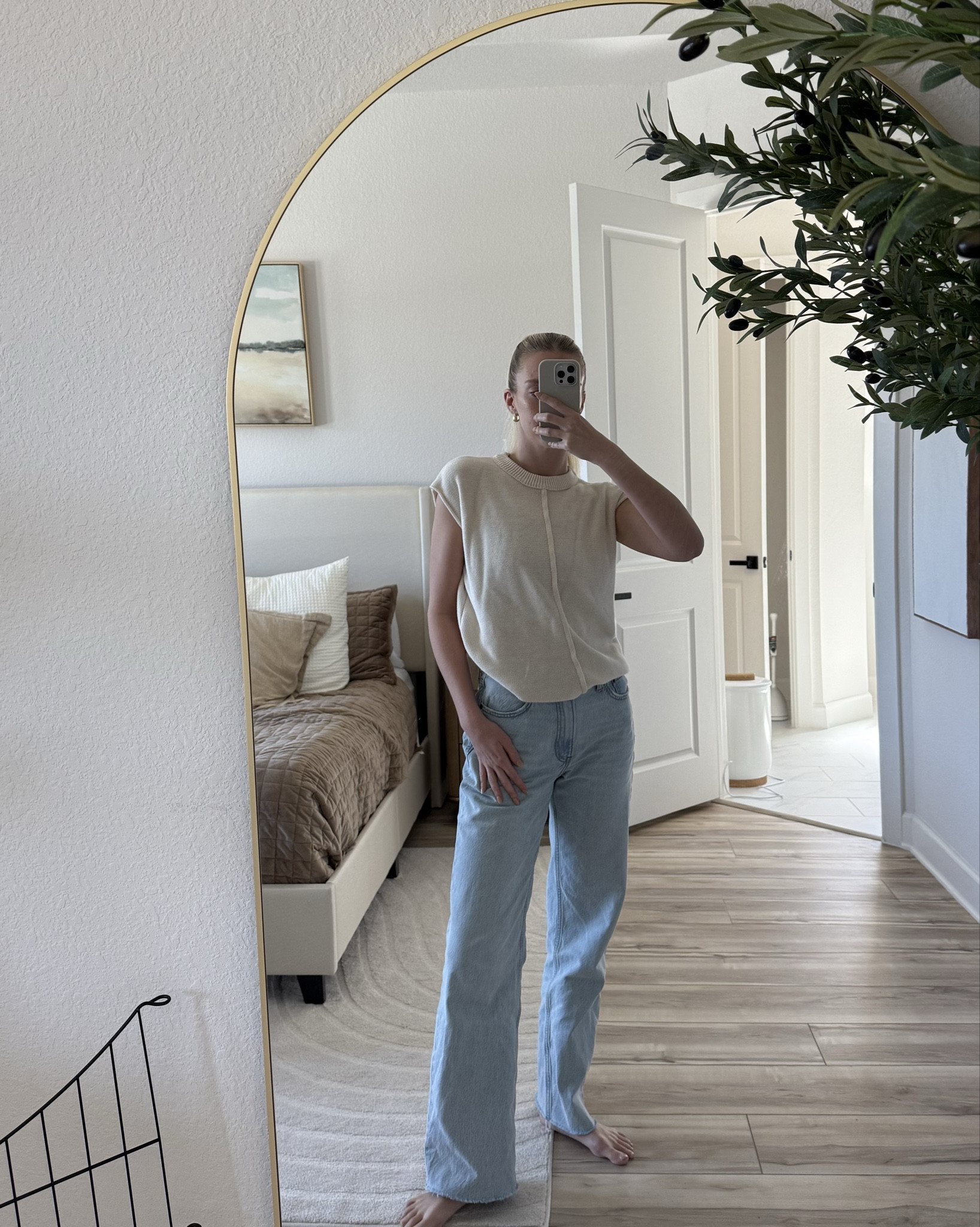 abercrombie denim is my fav denim!!

jean styles are light with raw hem and medium with double knee destroy 🫶🏼

#LTKSeasonal #LTKStyleTip #LTKFindsUnder100