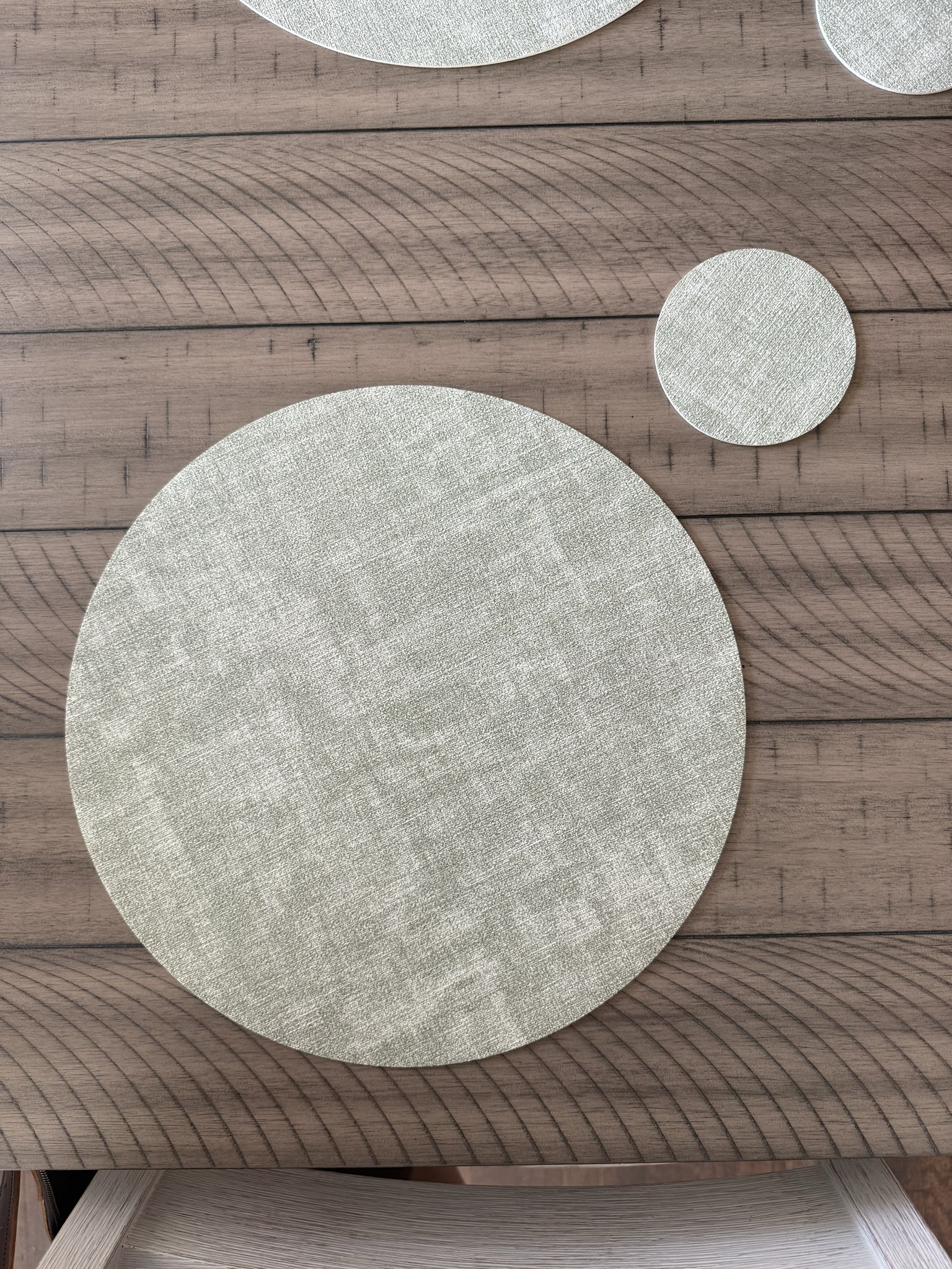 Place mats and coasters

Kitchen dining set  Amazon finds  home decor  gift idea 

#LTKSeasonal #LTKHome