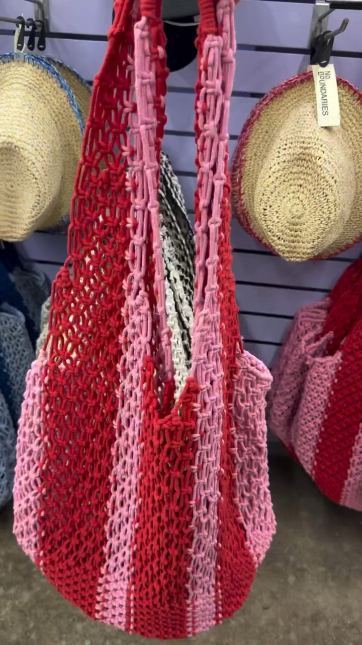 New New Boundaries bags at Walmart!💙 @walmart 

#walmart #walmartfinds #springfashion #fashion #summerfashion