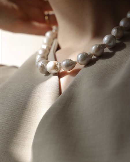 🐚🤍

pearl necklace, pearl jewellery, statement necklace, summer necklace, holiday jewellery.

#LTKunder100 #LTKunder50 #LTKFind
