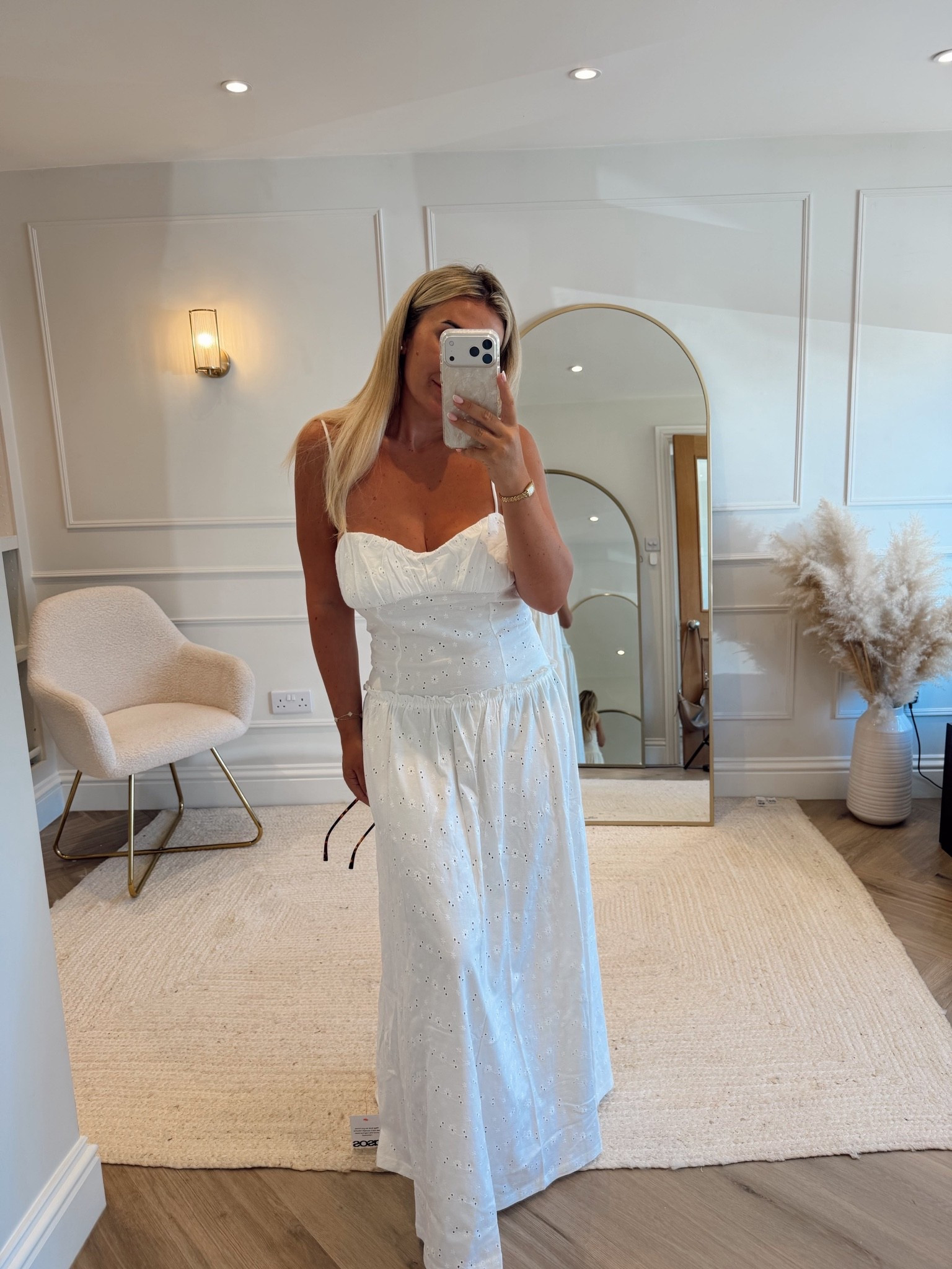 The most perfect summer dress 🤍

Broderie, maxi dress, holiday outfit, summer outfit, heatwave outfit, white dress

#LTKuk #LTKsummer #LTKdresses