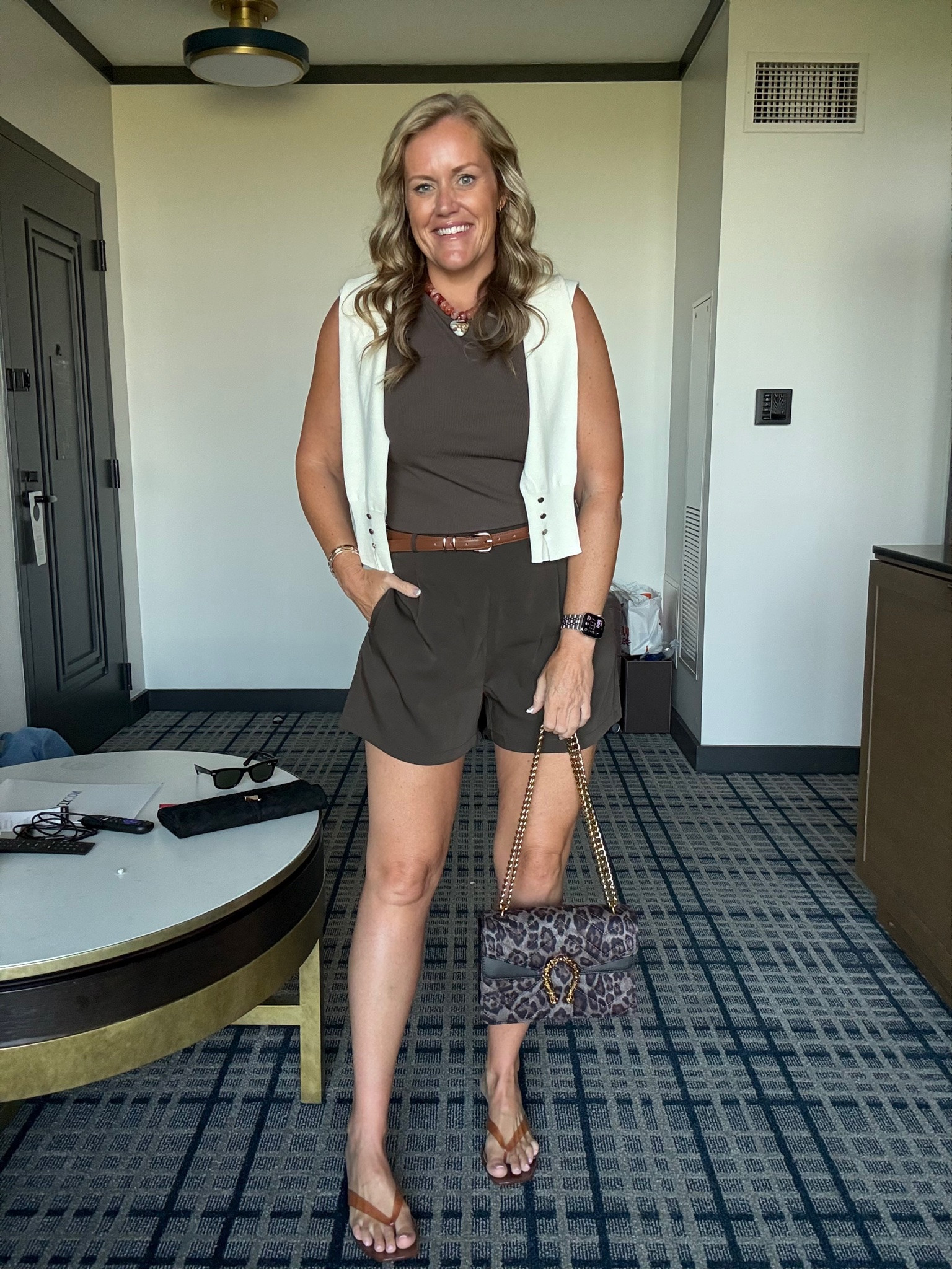 Day 2 of LTKCon 

romper sweater early fall outfit sandals belt leopard purse trendy fashion

#LTKootd #LTKCon #LTKgrwm