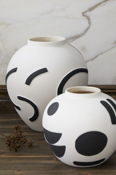 Hand-painted Vase | H&M (US + CA)
