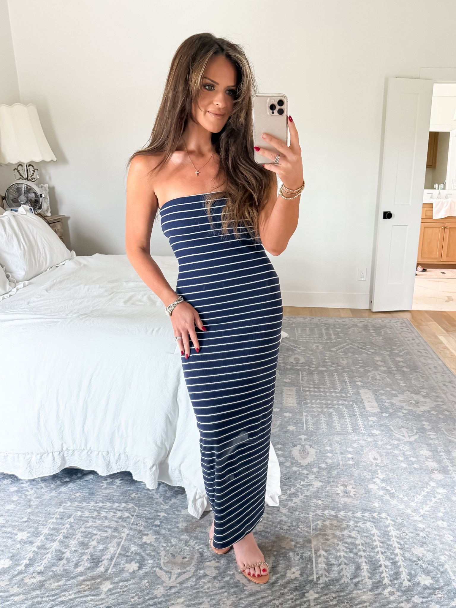Date night outfit! Love this navy bodycon dress (built in bra) super stretchy! Wearing the small! 

#LTKStyleTip #LTKFindsUnder100 #LTKFindsUnder50