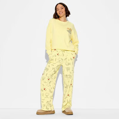 Women's Winnie The Pooh Fleece Graphic Sweatpants - Honey Yellow XXS | Target