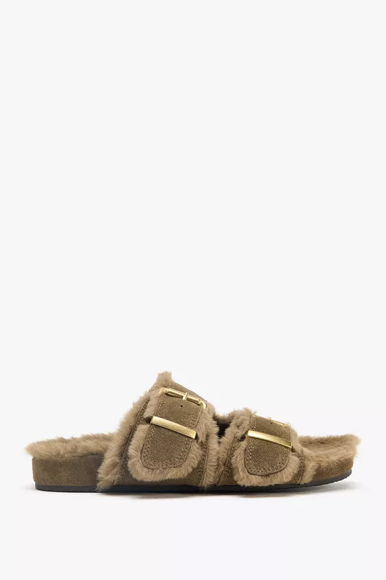 FAUX FUR FLAT BUCKLE SANDALS | Zara US