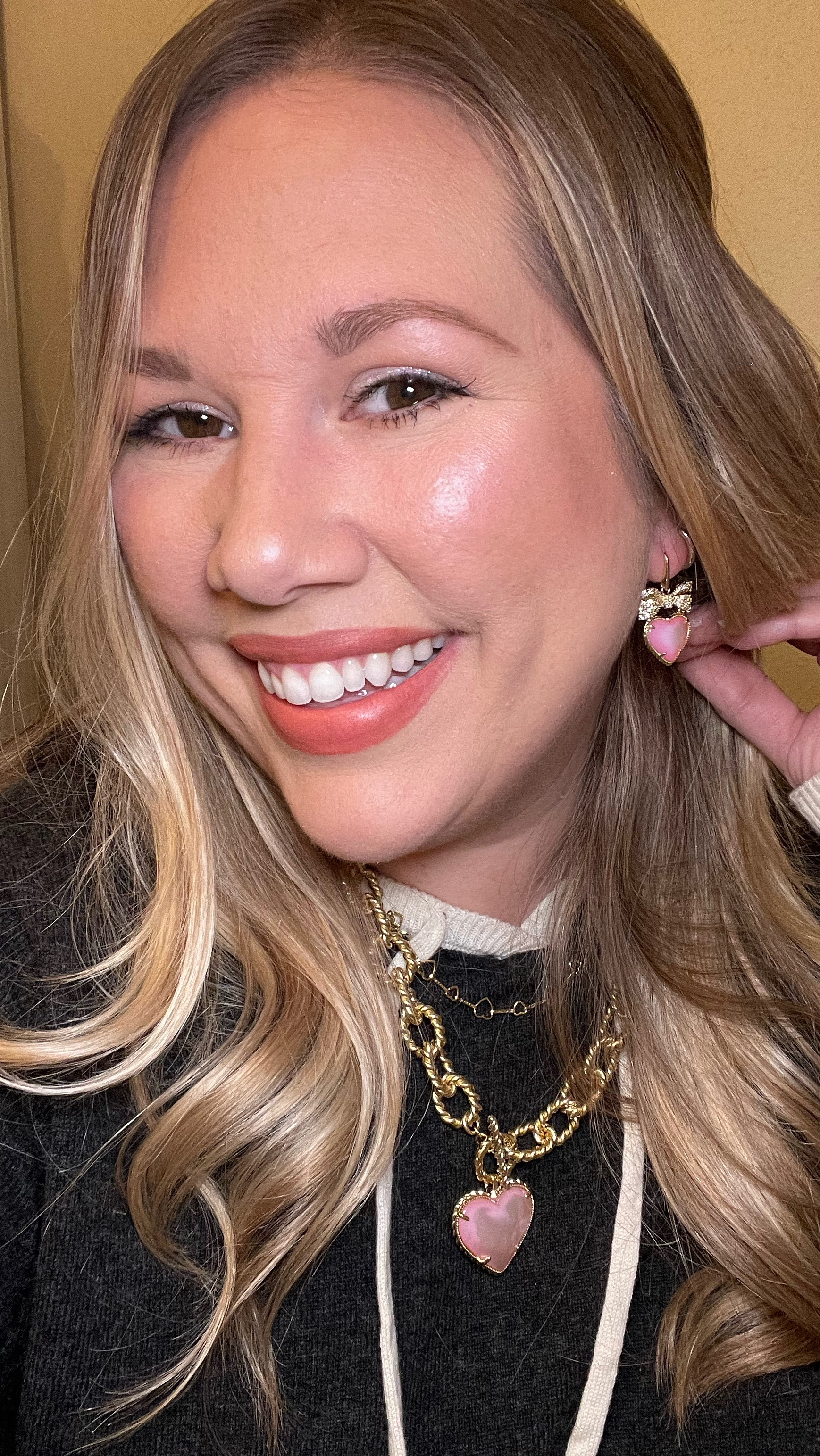 New Spring Kendra is in, just in time for Valentine’s Day! Everything shown here is linked + a few others.  🩷



#LTKGiftGuide #LTKStyleTip #LTKSeasonal