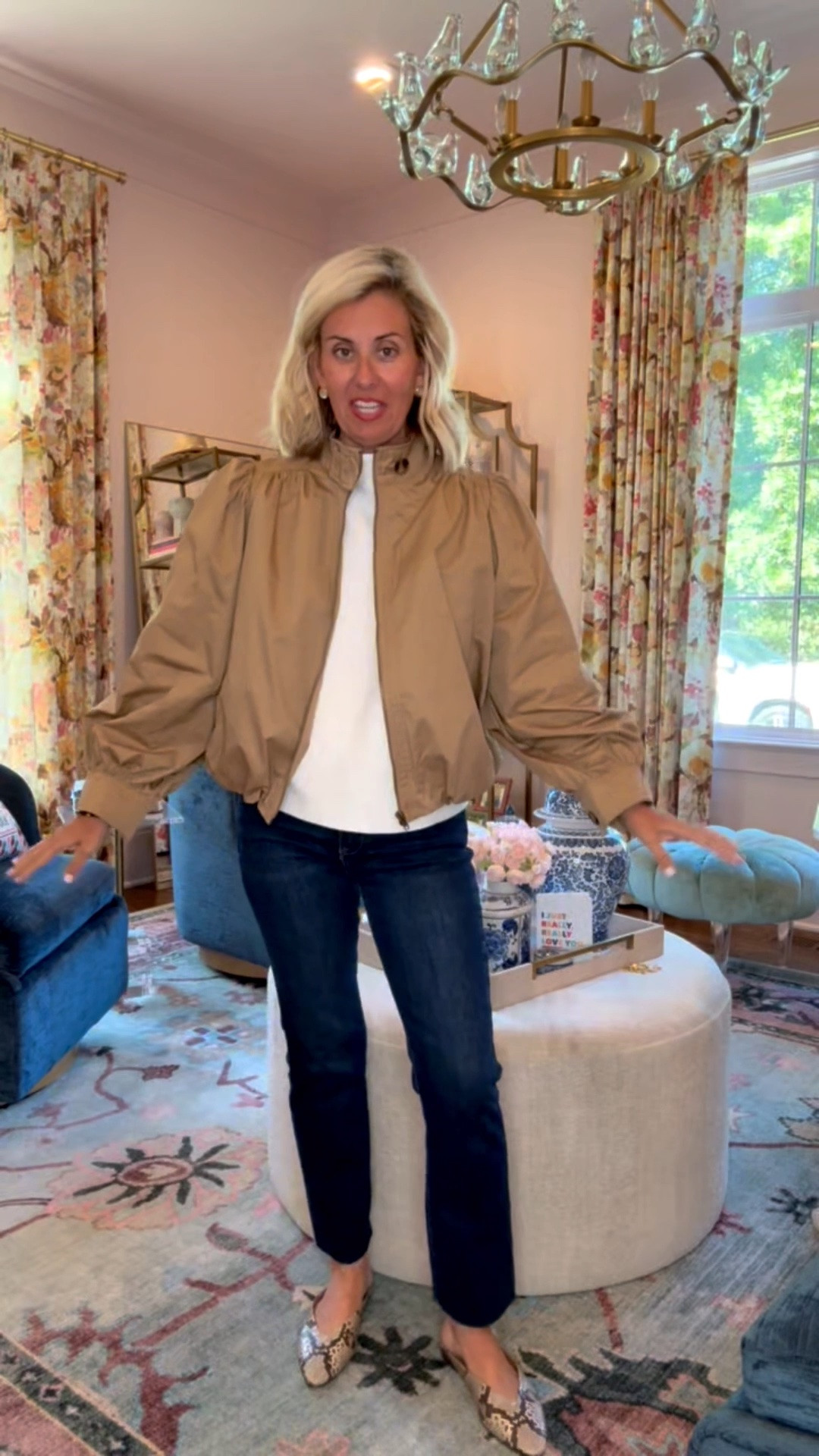 Obsessed with this top!! I’m in small top & jacket, 26 jeans and 8 shoes tts. 

*code mixandmatch15 for 15% off first order 
*code Catherine20 at Allie + Bess

#LTKootd #LTKmomlife #LTKdayinmylife
