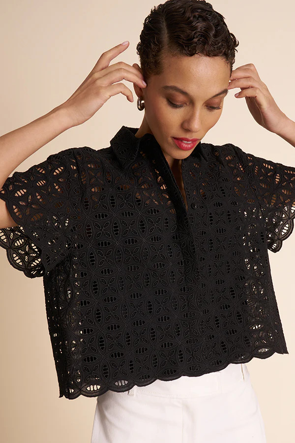 Winnie Aperitivo Top - Circular Eyelet :: Black | MM LaFleur