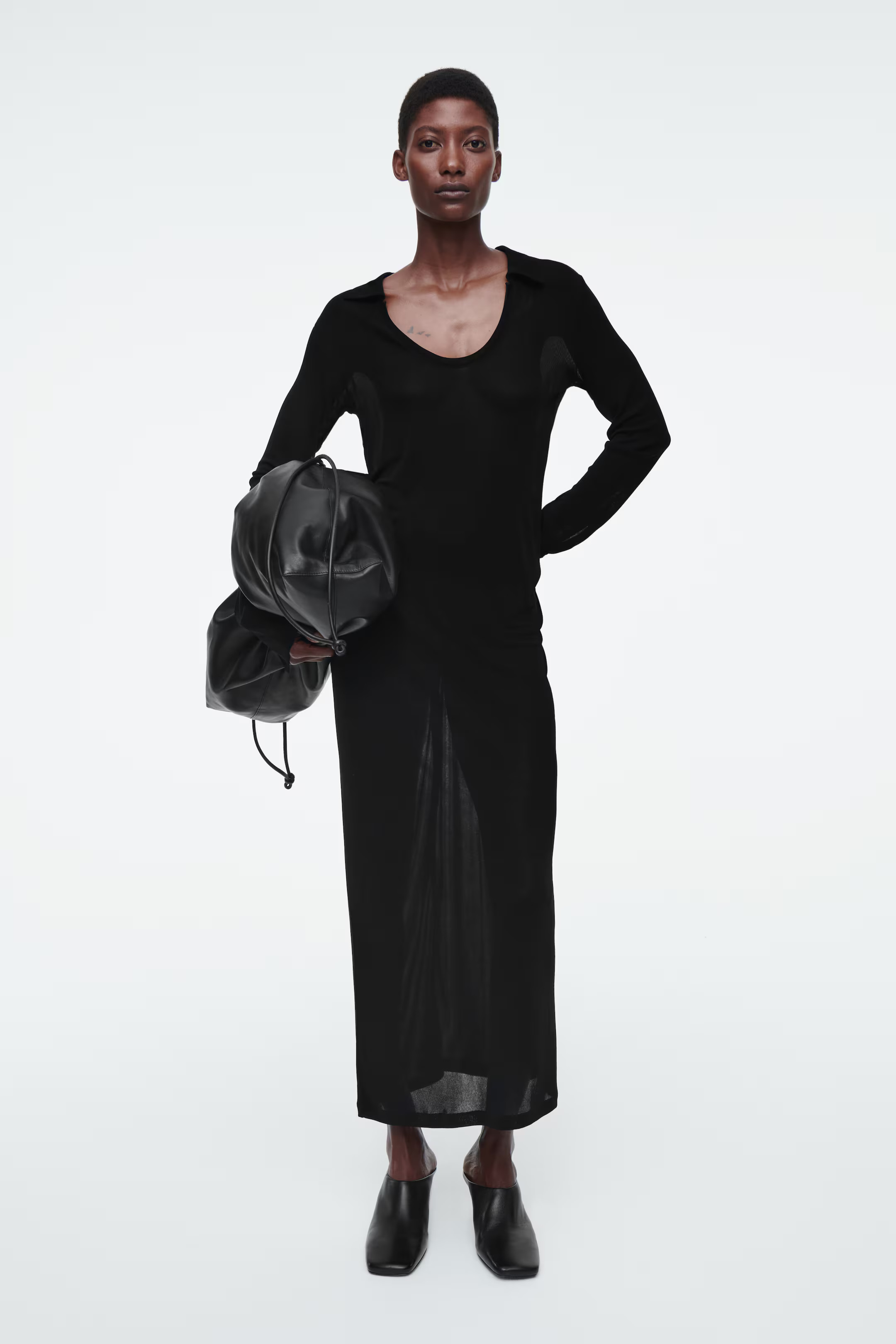 LEDER-MULES MIT KARREEFÖRMIGER ZEHENPARTIE | H&M (DE, AT, CH, NL, FI)