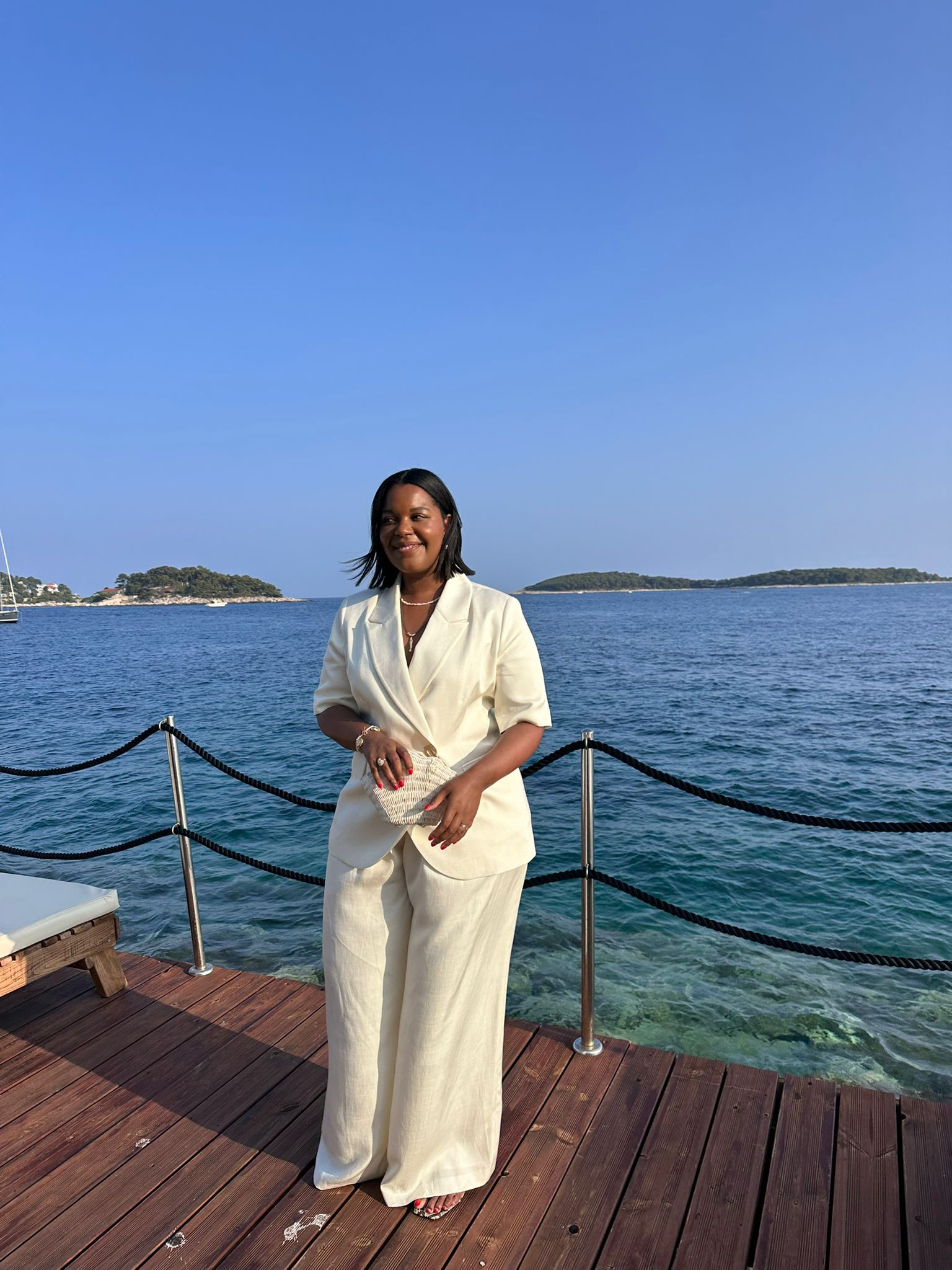 Mint Velvet holiday outfit, matching set, summer style, vacation outfit ideas, tailoring, summer neutrals, holiday evening outfit  

Size info:
Large in the jacket 
XL in the trousers 

 

#LTKstyletip #LTKsummer #LTKxMintVelvet