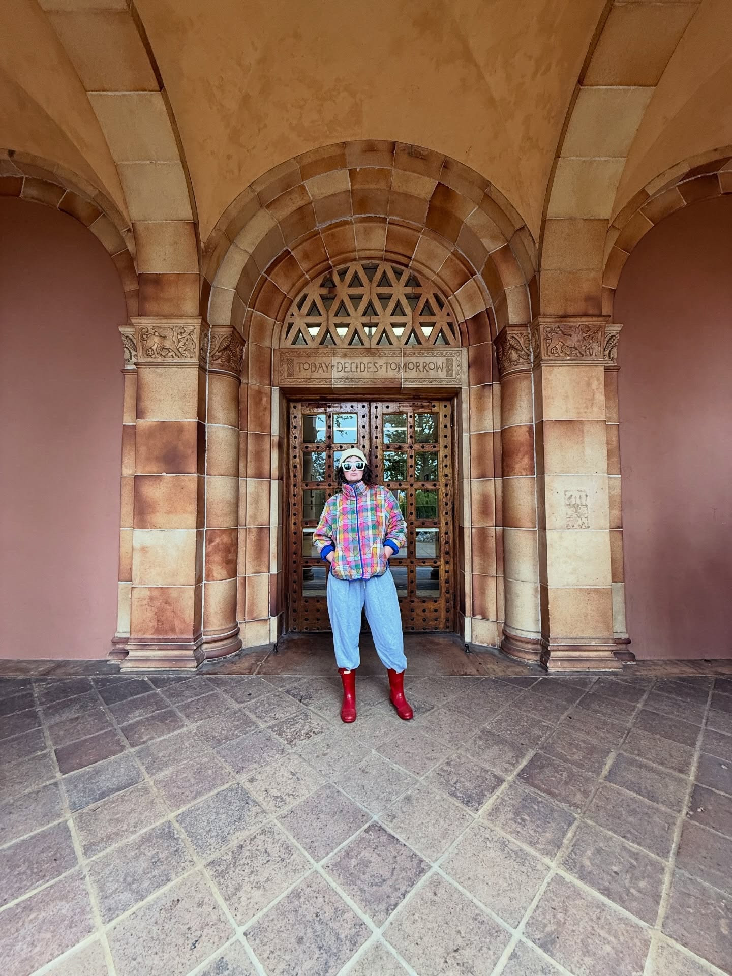 Something about rainy day walks 🌧️ ☔️

The quiet, the calm, the fresh start feeling. 

They’ve become one of my favorite ways to reset. I was having a lot of anxiety this weekend, and even if it’s just for a few minutes between everything else life’s throwing my way, it helps.

Jacket: https://go.shopmy.us/p-28957477

Midsize outfit ideas autumn outfit rainy day outfit plaid jacket rain boots yellow beanie sweatpants