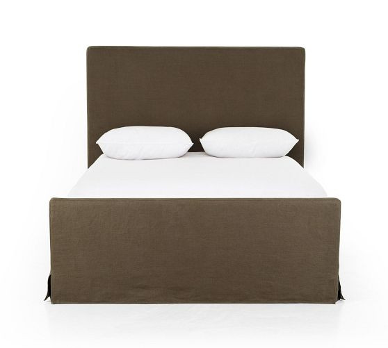 Cecile Slipcovered Platform Bed | Pottery Barn (US)