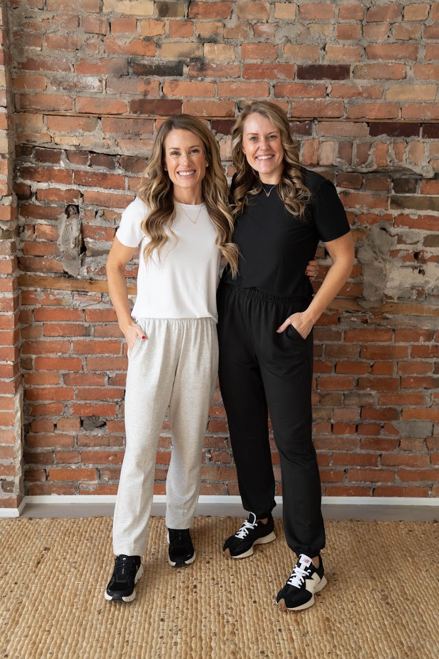 Casual spring outfits

 sweatshirts sweatpants  sneakers  athleisure  training shoes  lounge set  winter outfit  mom outfit  Dick’s Sporting Goods  trendy fashion  casual outfit  puffer tote bag

#LTKmomlife #LTKgrwm #LTKootd