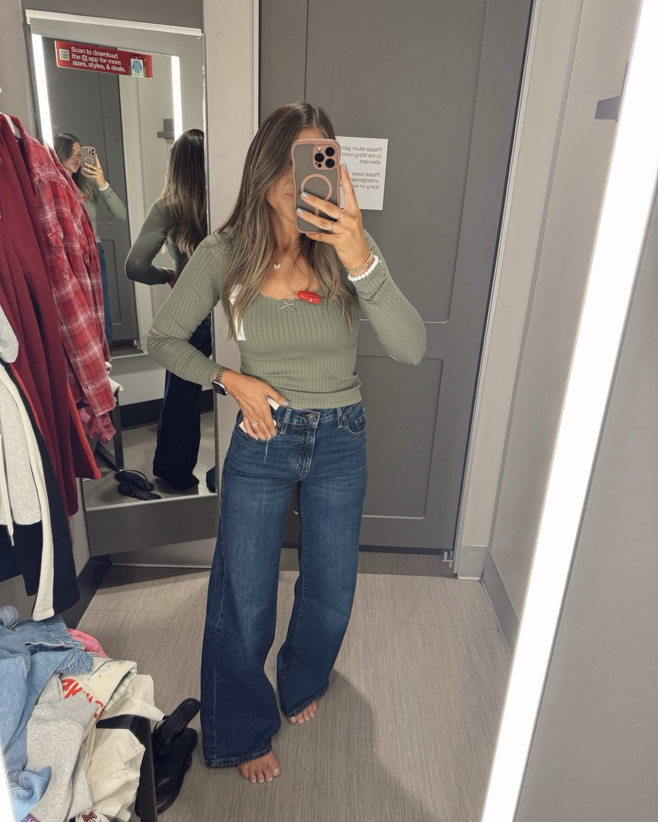 Fabulous Levi’s from target!! True to size 2 