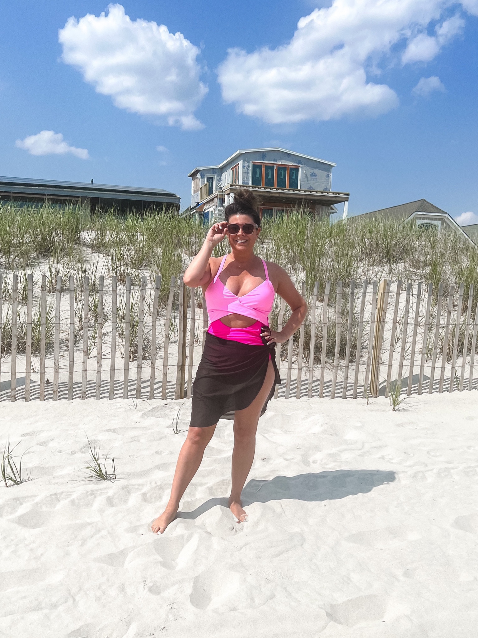 Sun kissed ☀️💋 
Amazon beach finds 
Amazon Fashion 
Amazon swim 
Swimmie 
Pink swimmie 
Black cover up skirt 
Steve Madden sandals 
Beach bag 
Beach vibes 
Swimsuit 
Trufflesandruffles_

#LTKFind #LTKSeasonal #LTKshoecrush
