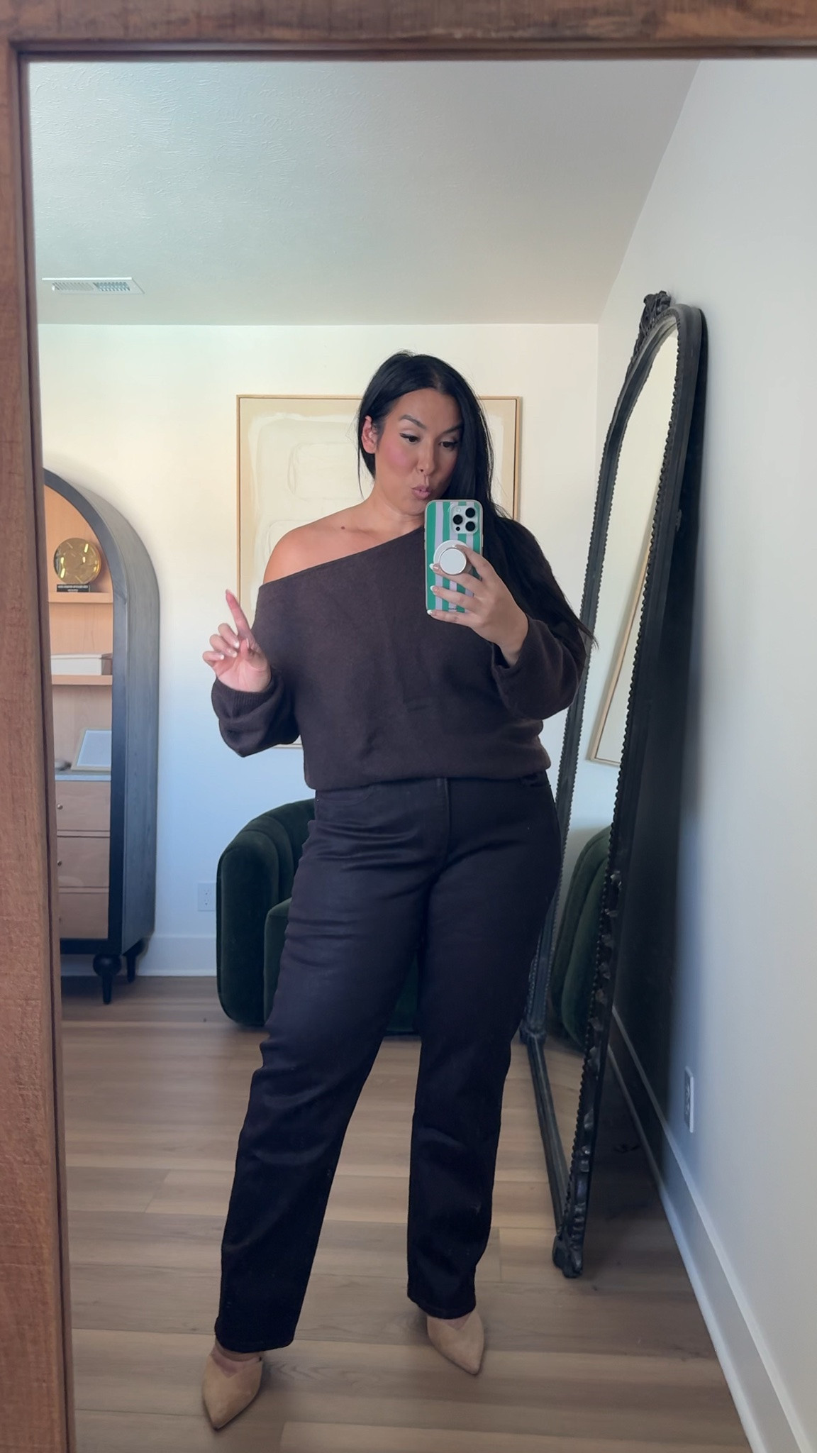 The perfect sweater to throw on for fall!
Wearing an XL in the sweater and a 33 long in the pants 
Midsize fashion, fall outfits, mom outfits

#LTKootd #LTKgrwm #LTKMidsize