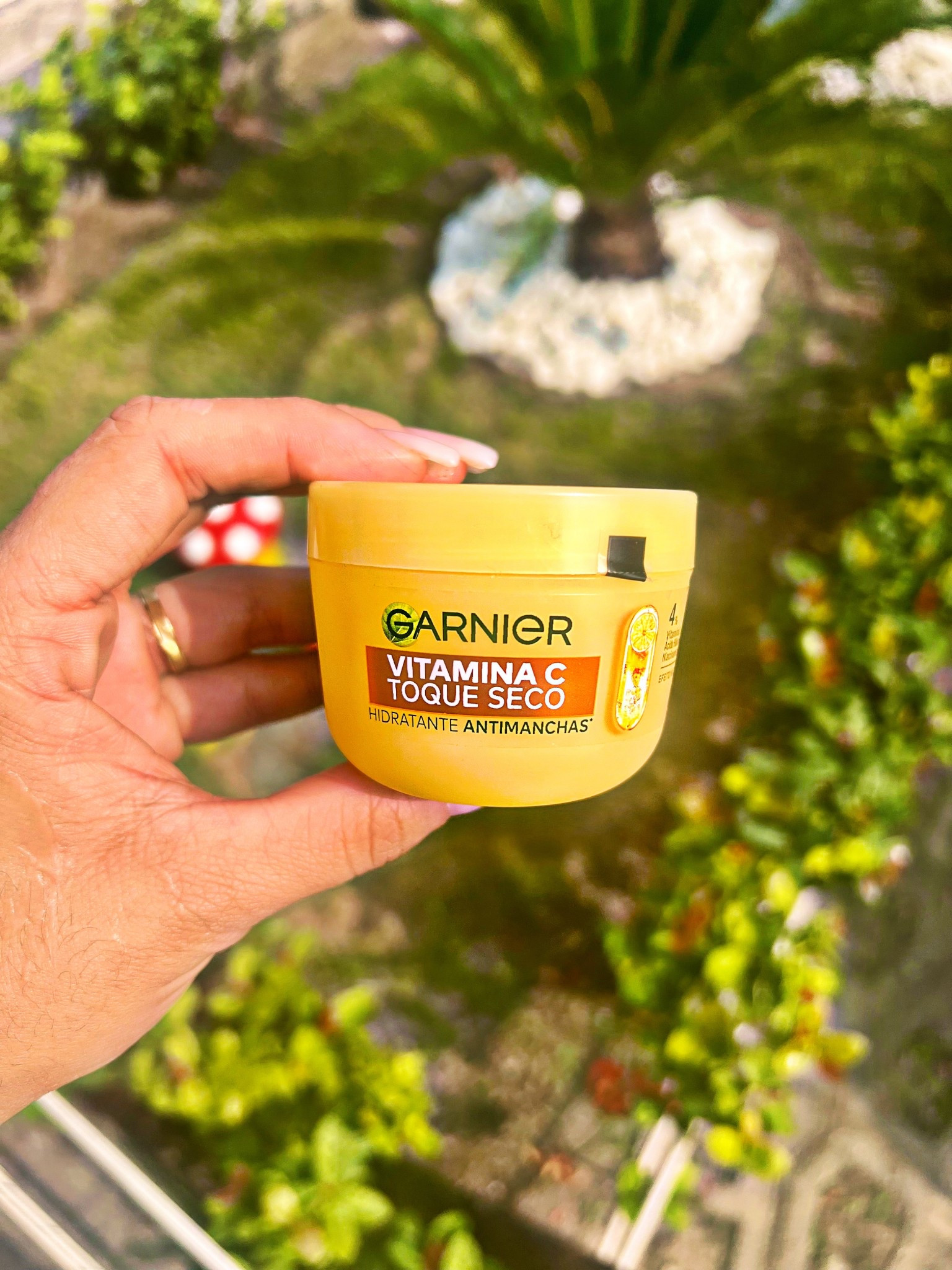 Chegou o hidratante facial até para quem odeia hidratantes!

 Hidratante Facial Toque Seco de Garnier, pensado para transformar sua rotina de skincare com textura e benefícios para diferentes necessidades.
Experimente e descubra como é possível ter uma pele hidratada, matificada e revitalizada sem o incômodo de texturas pesadas!

#LTKbrasil #LTKpromo #LTKbeleza