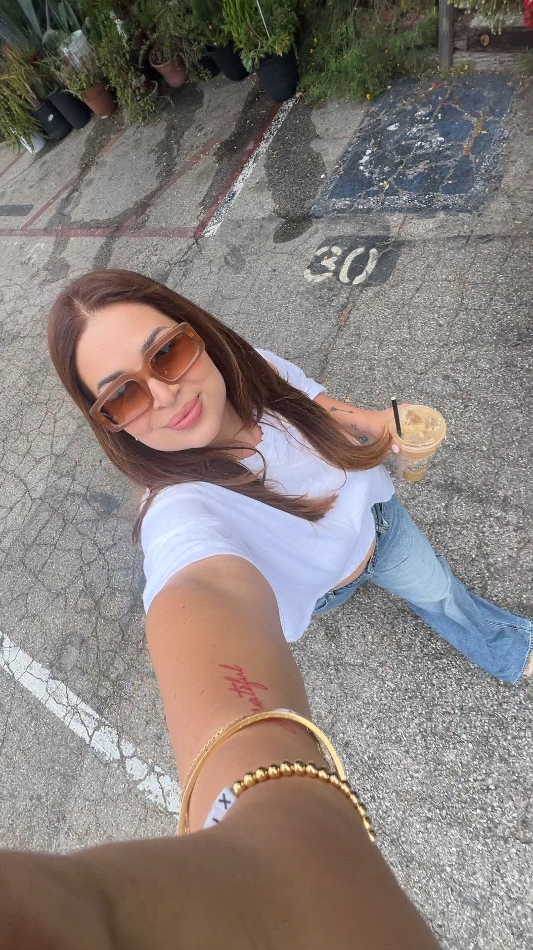 Size 34 in pants but now a size 33 - tall girl friendly!!
Size XL in top runs TTS natural oversized fit 