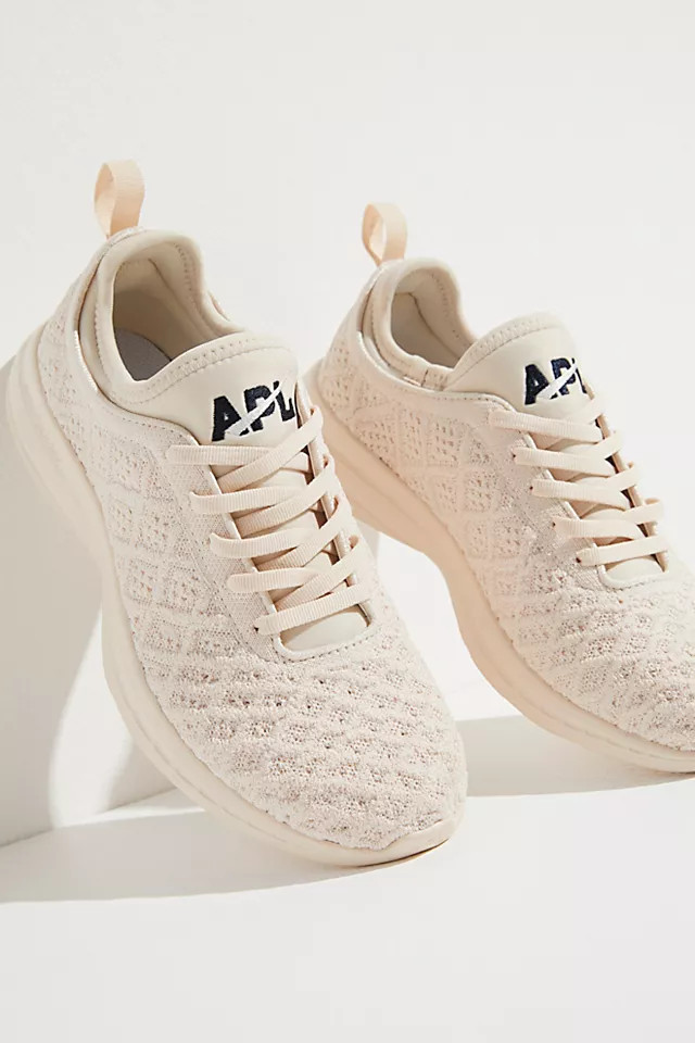 APL Techloom Phantom Trainer | Free People (Global - UK&FR Excluded)