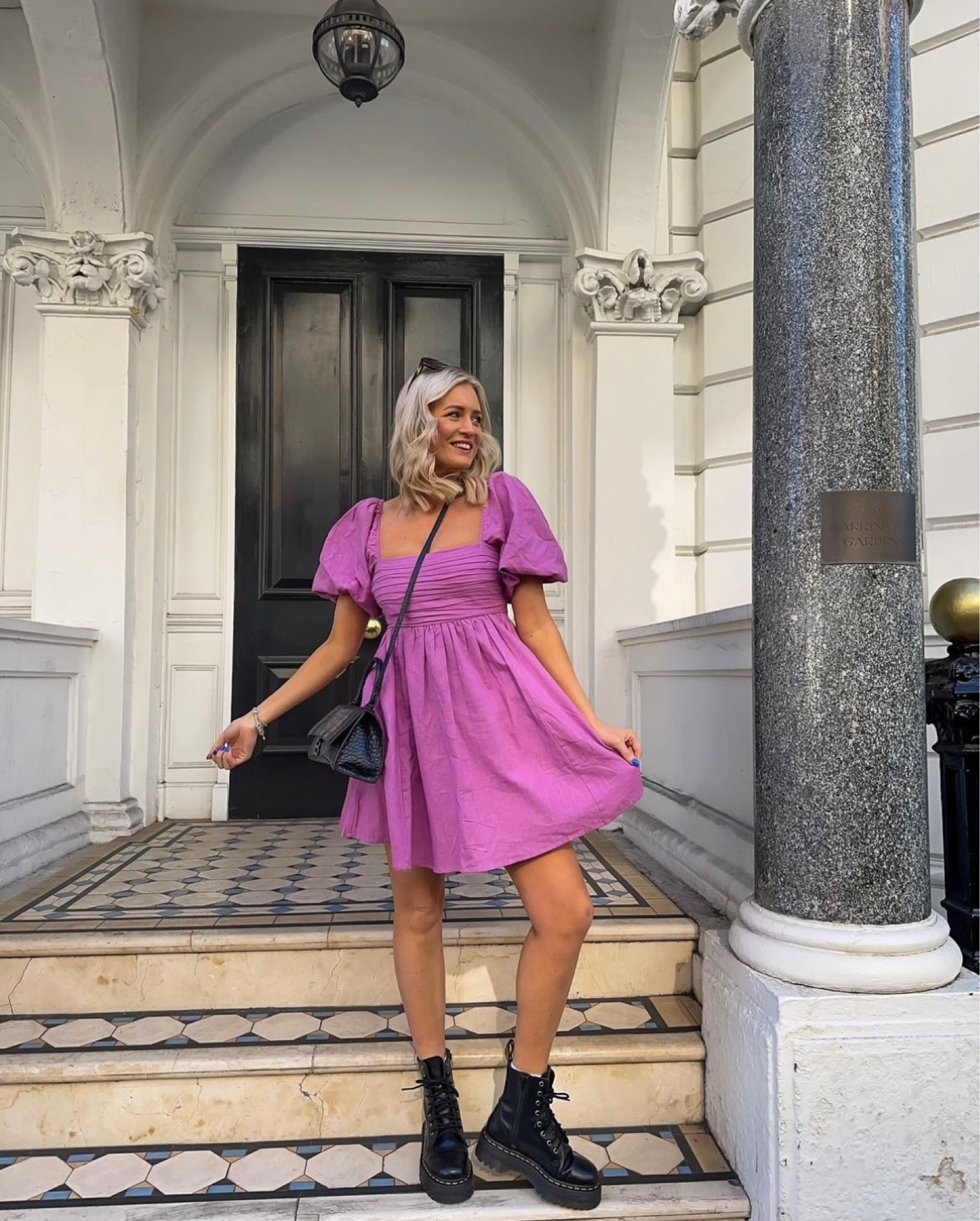 Smock dress and docs season is upon us 🩷🌼🌼

Spring outfit, smock dress, Abercrombie, dr martens 