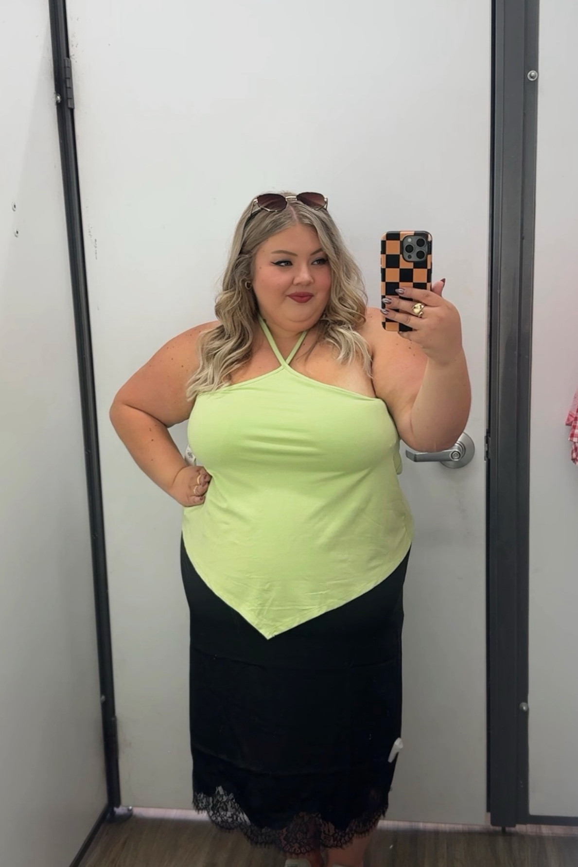 This is the PERFECT color for summer! Wearing a size XL for reference! 

#LTKPlusSize #LTKMidsize #LTKootd