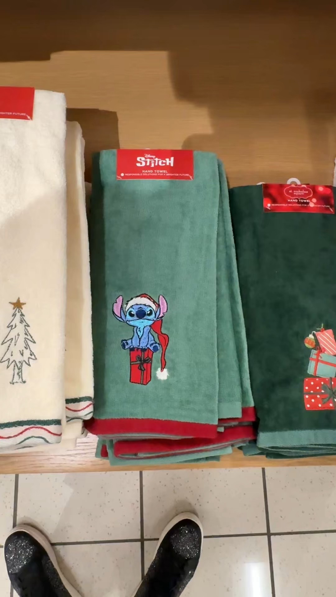 Bring a little Disney magic to your holiday home ✨🎄 These Disney Christmas hand towels from Kohl’s are perfect for the season! #DisneyChristmas

#LTKSeasonal #LTKFamily #LTKHome