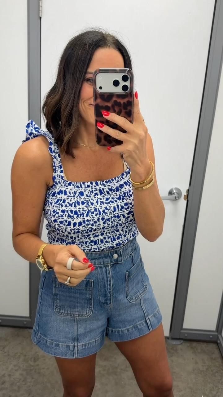 walmart has been SO good lately 💙 this smocked tank with the denim shorts is the cutest easy summer combo and looks way more expensive than it is 👏 #walmartfashion #walmartfinds #summerstyle #casualoutfit #affordablefashion #ootd #denimshorts #everydaystyle