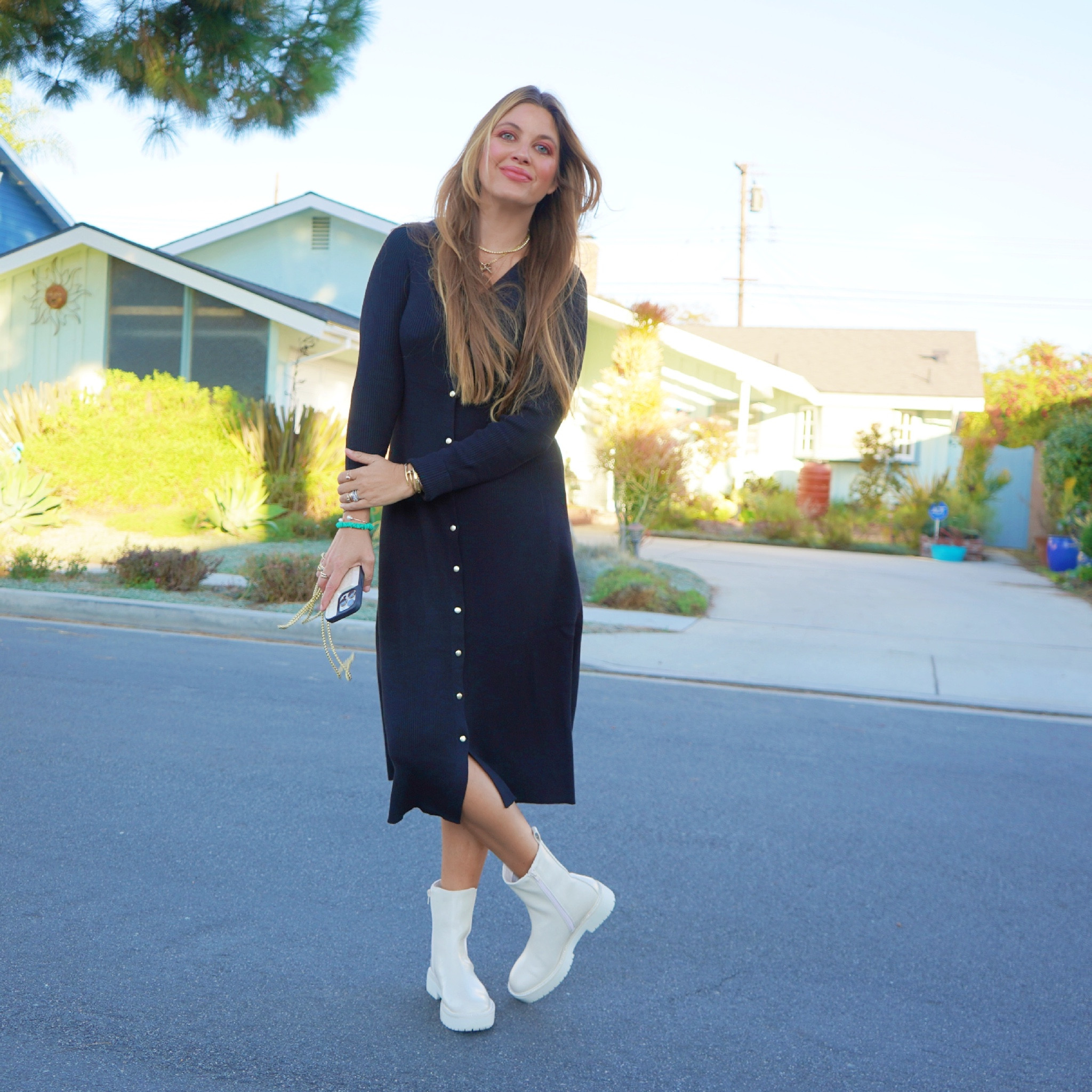 Black dress, sweater dress, knit dress

This dress is a steal (under $33!) and I love how modern it feels with these cushiony, waterproof Chelsea boots 👢 
Dress: medium (runs TTS but I wanted a looser fit so I sized to a M and it’s perfect)
Boots: 8 (run 1 size small)

@walmartfashion #ad

#LTKunder50 #LTKworkwear #LTKshoecrush