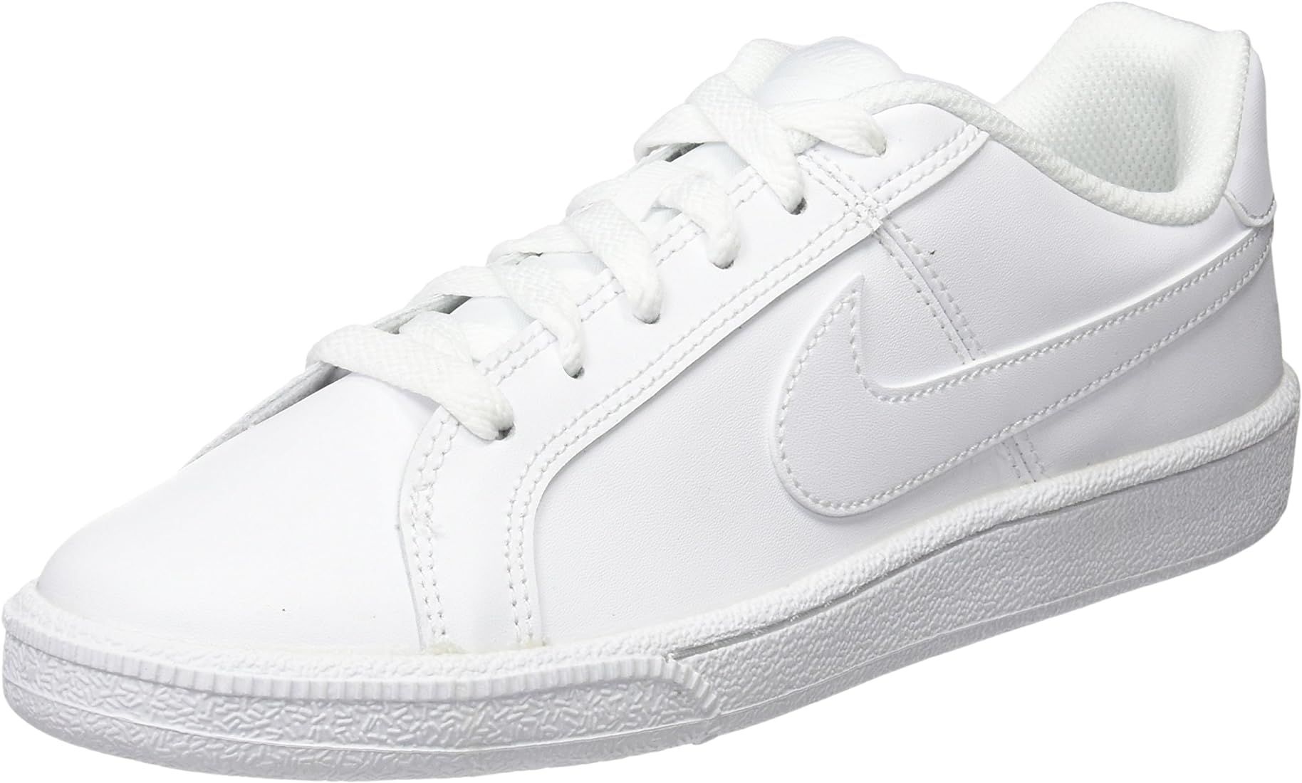 Nike Women's Tennis Shoes | Amazon (US)