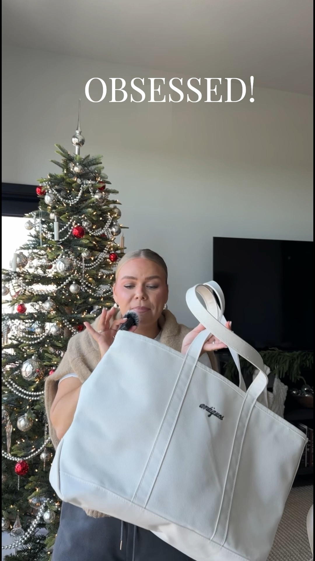 I am absolutely obsessed with these bags! Both are in color “natural” with the “thin script font” in “dark brown” thread. The first is size large with long handles and the second is size small with regular handles. The key is to go with “thin script” (NOT single letter) for that more delicate font! 