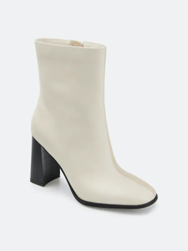 Journee Collection Journee Collection Women's Tru Comfort Foam January Bootie - White - 12 | Verishop