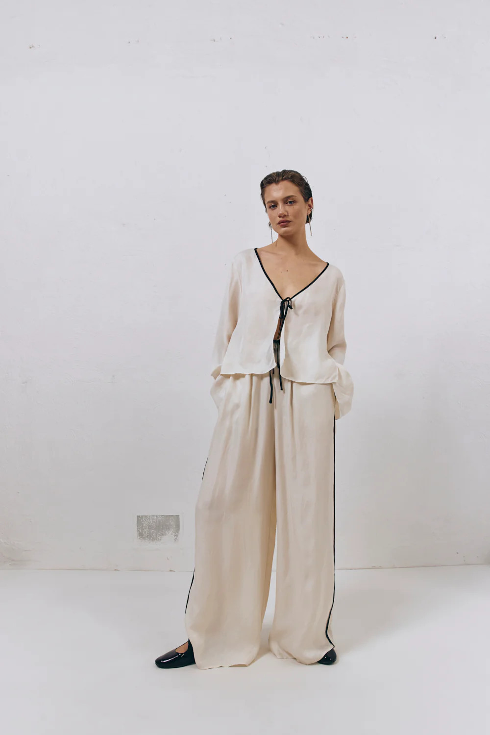 Moonscapes Pants Cream | VRG Grl