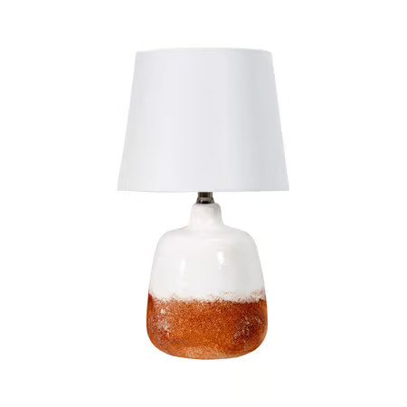 White 18-inch Ombre Ceramic Table Lamp | Rugs USA