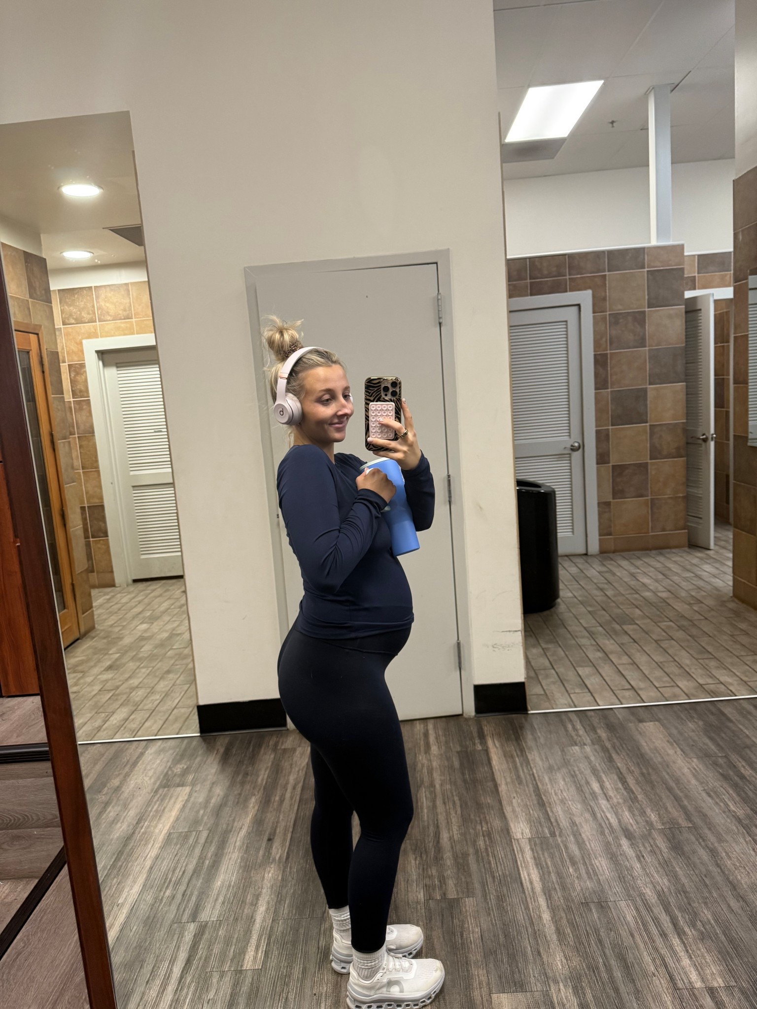 Non maternity clothes I’m loving at 25 weeks pregnant 🤰 

#LTKBump #LTKmomlife #LTKfitnessgoals