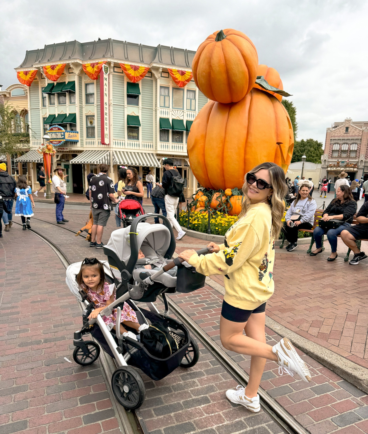 toddler + baby disney day must haves 💖