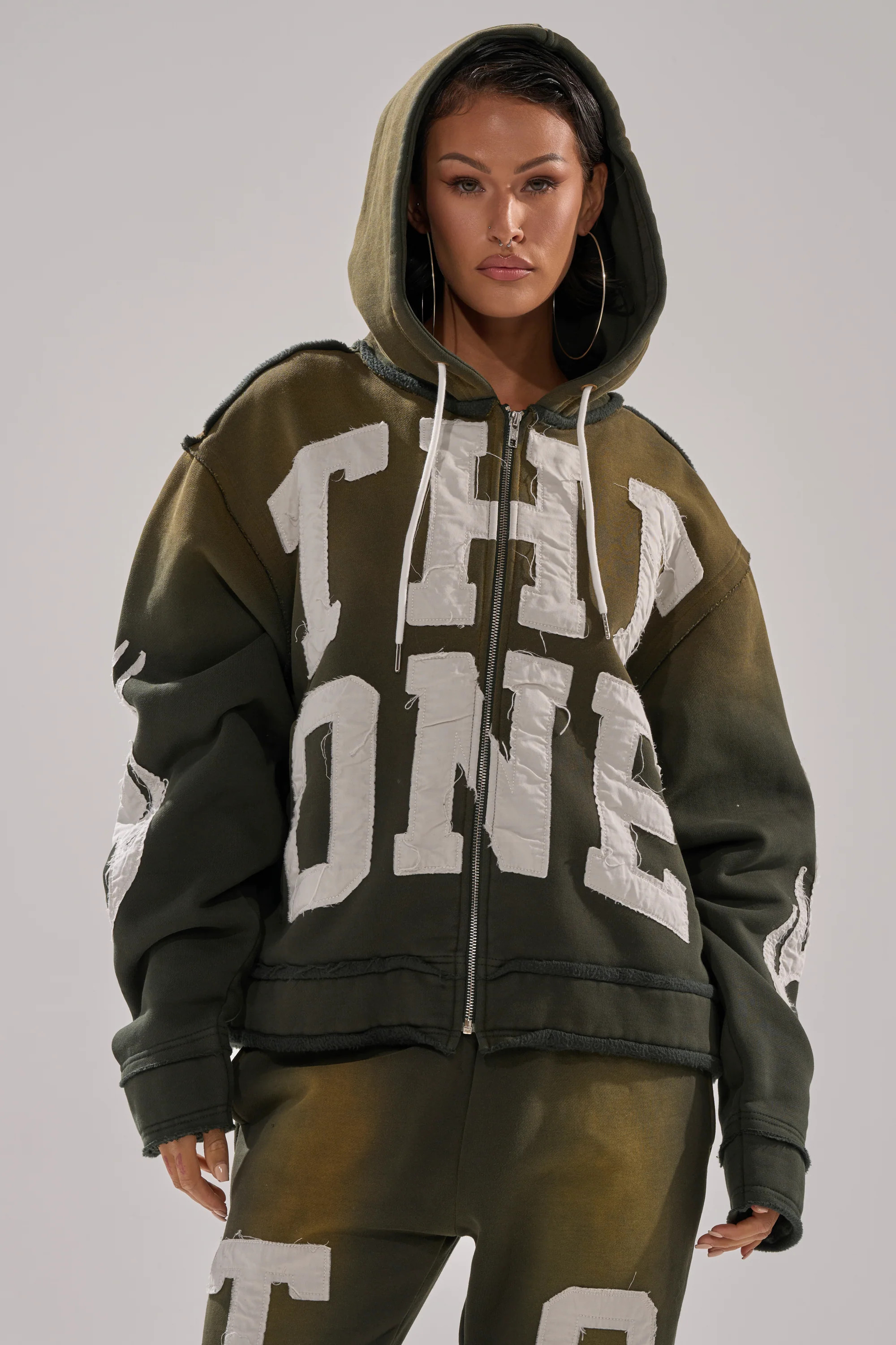 THE ONLY ONE ZIP SWEATSHIRT | AKIRA