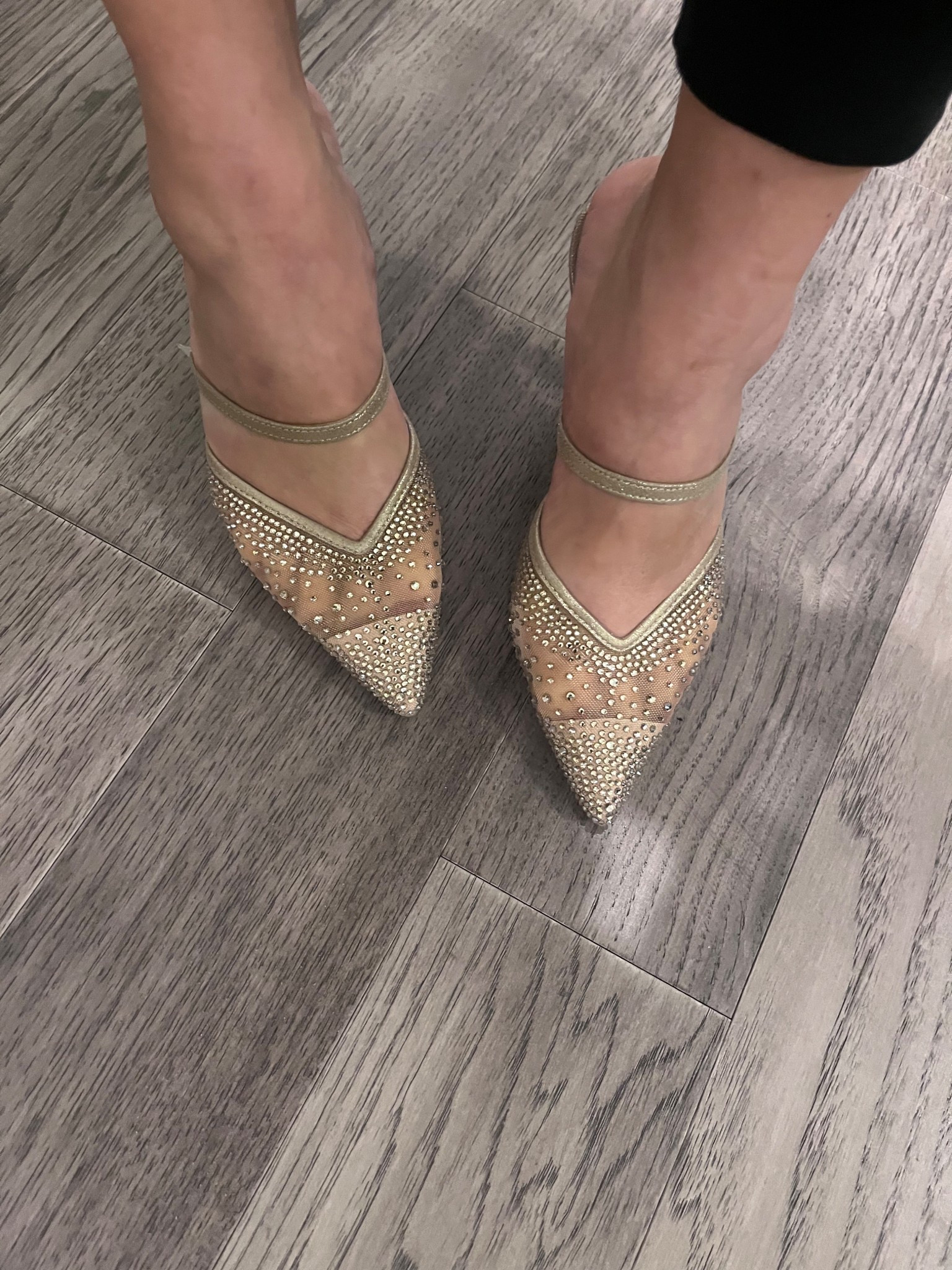 Amazing holiday shoe option. Goes with everything! Great neutral with a hint of sparkle. I’m a 7. TTS. There’s no back, so it does slide sometimes. Invest in shoe pads.

#LTKFindsUnder50 #LTKGiftGuide #LTKHoliday
