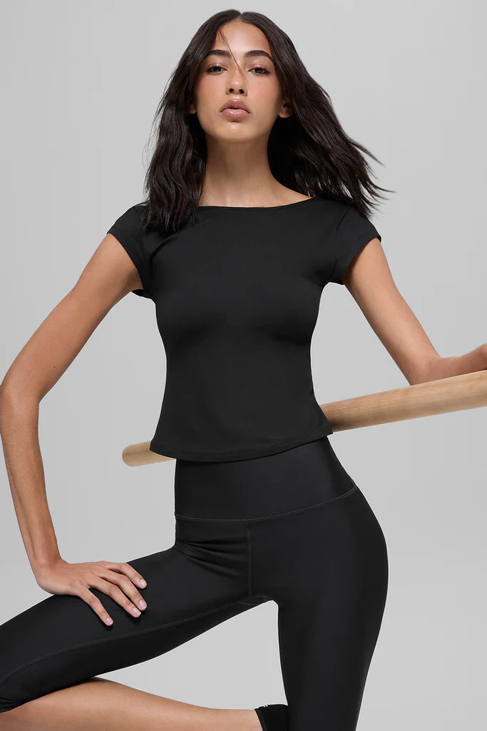 Alosoft Back For More Tee - Black | Alo Yoga (US)