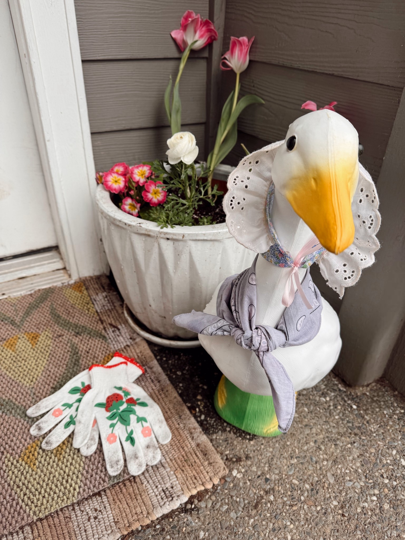 The cutest porch goose 

#LTKSeasonal #LTKHome