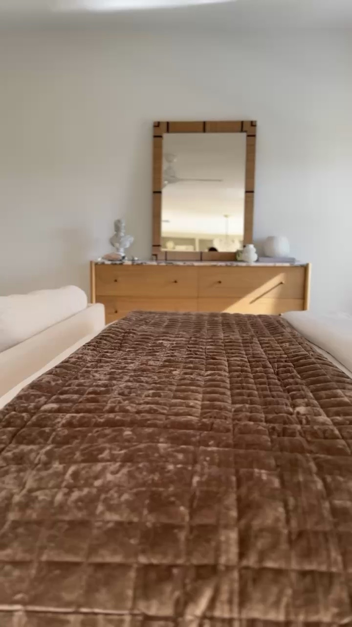 The coziest Amazon bedroom finds ☁️ Shop the complete look for your own sanctuary.

#LTKhome #amazonfinds #bedroomdecor #bedroominspo #cozyhome #amazonhome #bedding #organicmodern

#LTKdayinmylife #LTKHome #LTKSaleAlert