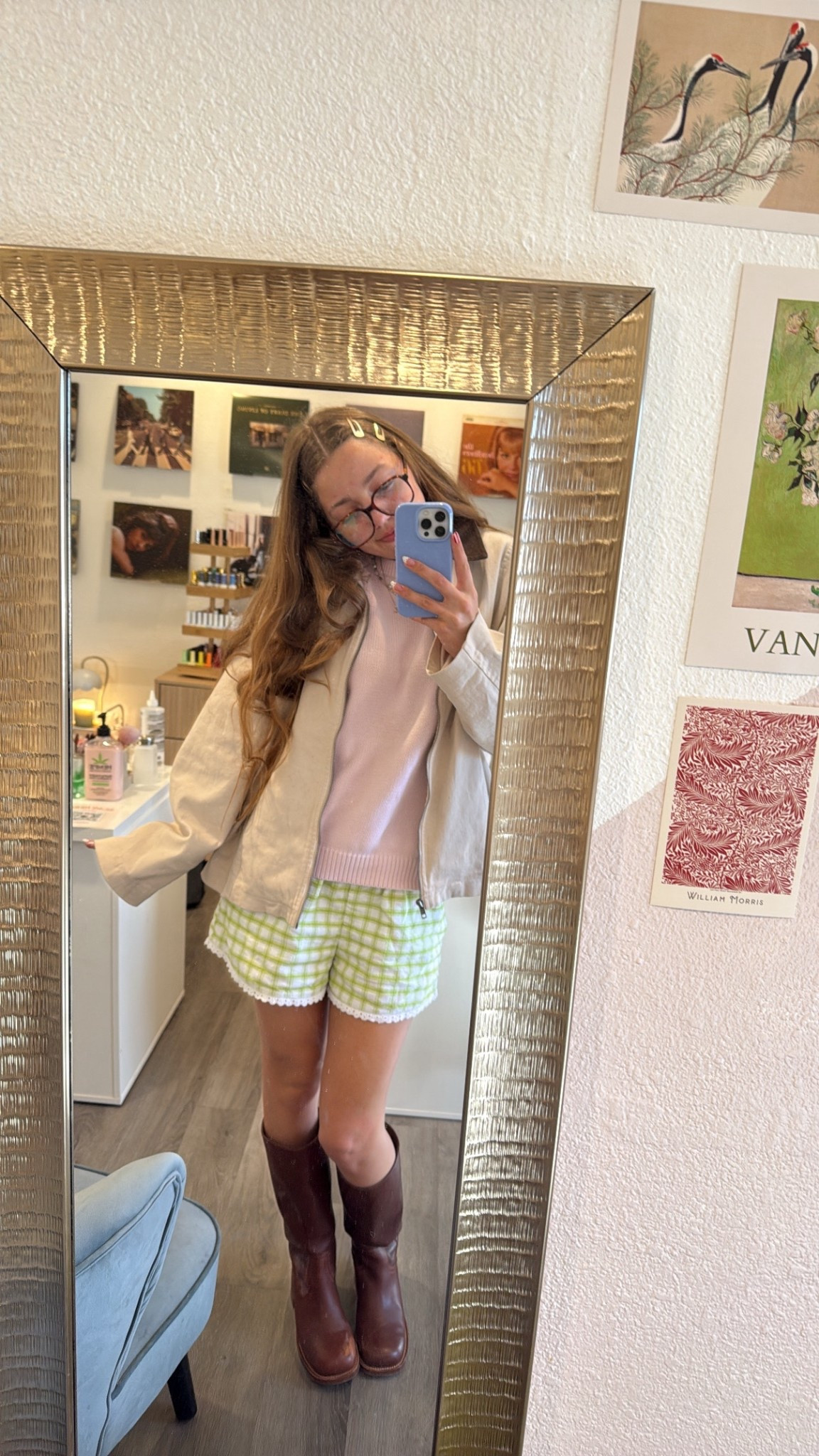 My ootd but half of it is thrifted 🎀

Size XL jacket 💋

#LTKootd