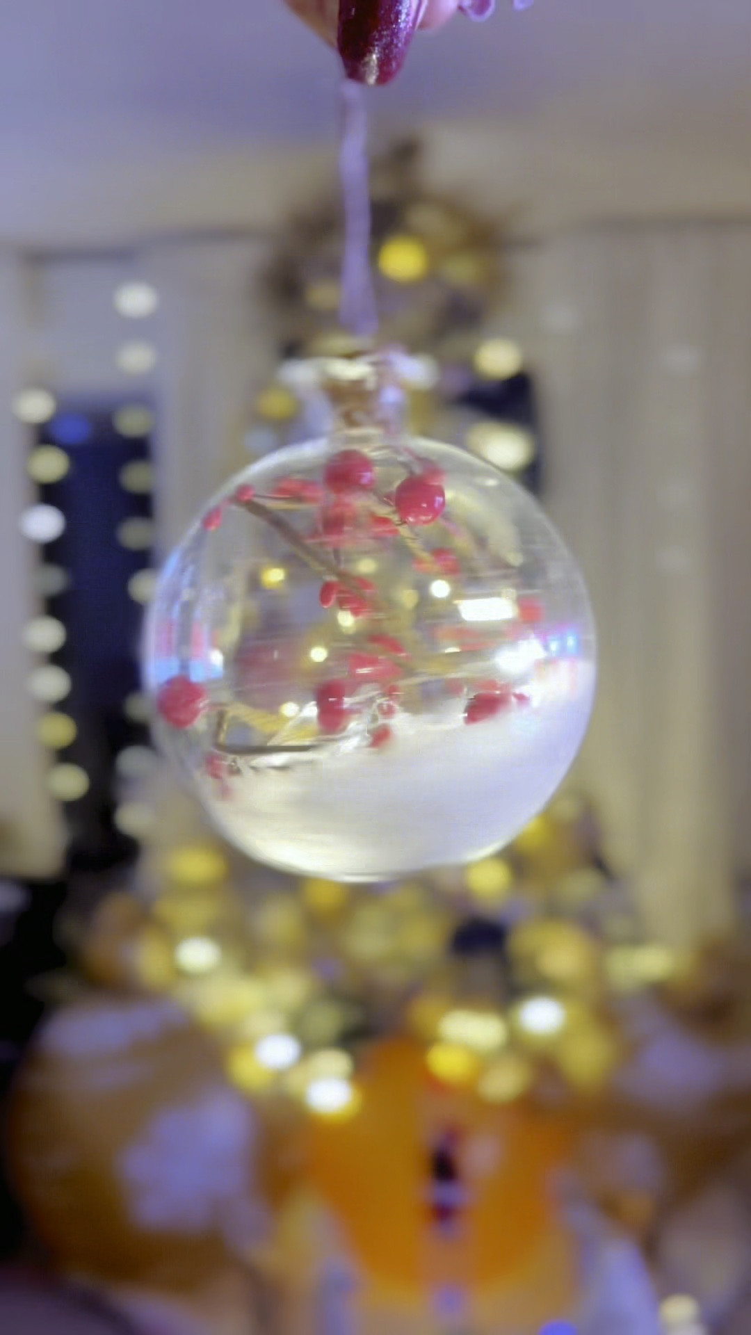 Keepsake ornaments 🎄 ✨ ✨ Click on the “Shop  “ HOLIDAY DECOR” collage” collections on my LTK to shop.  Have an amazing day. xoxo




#LTKSeasonal #LTKHoliday #LTKVideo