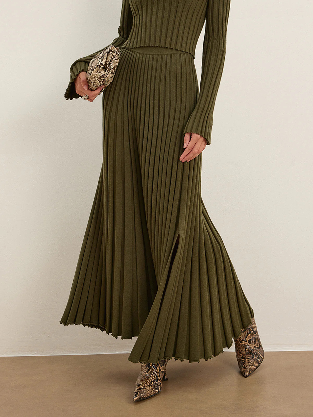 Lettuce Trim Pleated Sweater Skirt | Commense