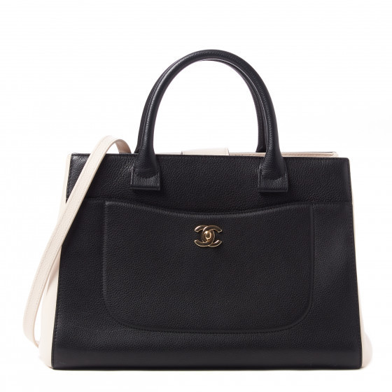 CHANEL

Grained Calfskin Small Bi-Color Neo Executive Shopper Tote Black Beige | Fashionphile